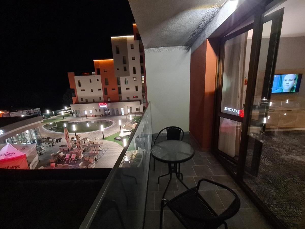 Appartement Akvamarin Besenova Apartman Extérieur photo